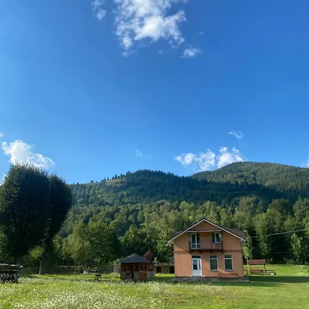 Будинок В Пейзажній Місцевості Krivorovnya Exterior photo